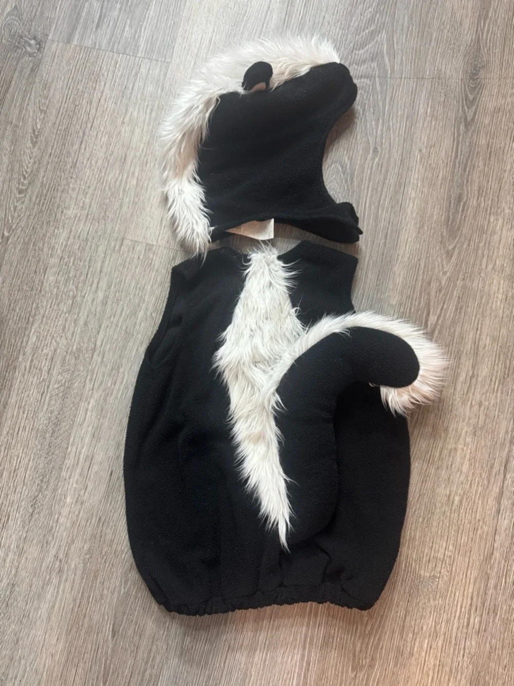 Pottery Barn 12-24 month skunk costume